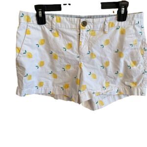 OLD Navy -so cute, white with yellow lemons shorts size 6